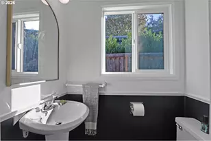 6820 SW Dover St, Portland, OR 97225 - Photo 17