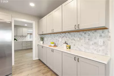 55 SW Lovhar Dr, Gresham, OR 97080 - Photo 23