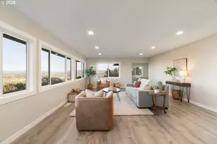 55 SW Lovhar Dr, Gresham, OR 97080 - Photo 11