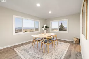 55 SW Lovhar Dr, Gresham, OR 97080 - Photo 15