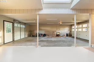 55 SW Lovhar Dr, Gresham, OR 97080 - Photo 39