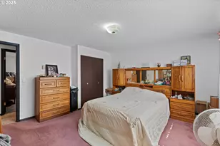 231 NE Chestnut Ave, Myrtle Creek, OR 97457 - Photo 17