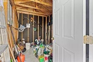 231 NE Chestnut Ave, Myrtle Creek, OR 97457 - Photo 31