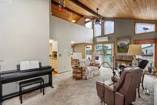 18989 NE Marine Dr, Portland, OR 97230 - Photo 7