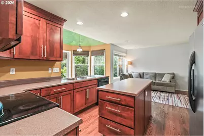 9606 SW 54th Ave, Portland, OR 97219 - Photo 13