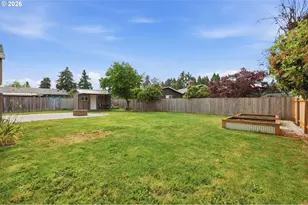 1082 Dondea St, Springfield, OR 97478 - Photo 31