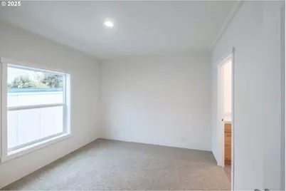 3223 Comber Ct NE, Salem, OR 97305 - Photo 17