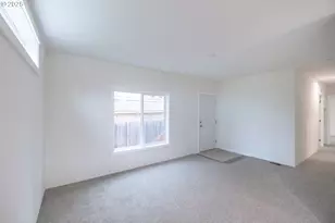 3223 Comber Ct NE, Salem, OR 97305 - Photo 15