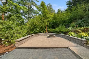 3234 SW Parsons Ct, Portland, OR 97219 - Photo 25