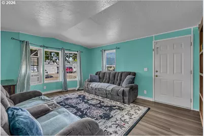 1111 SE 3rd Ave #63, Canby, OR 97013 - Photo 3