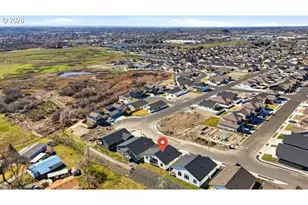 1778 NE 9th Pl, Hermiston, OR 97838 - Photo 23