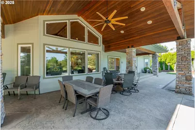 245 Fairway Village Ln, Roseburg, OR 97471 - Photo 37