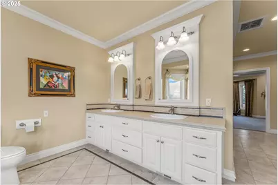 245 Fairway Village Ln, Roseburg, OR 97471 - Photo 27