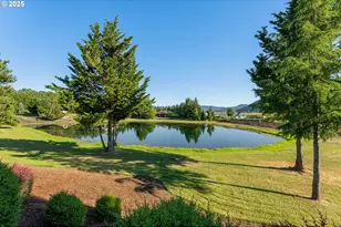 245 Fairway Village Ln, Roseburg, OR 97471 - Photo 45