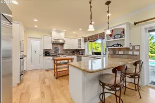 245 Fairway Village Ln, Roseburg, OR 97471 - Photo 17