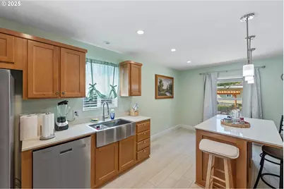 63932 Dallaire Dr, Coos Bay, OR 97420 - Photo 9