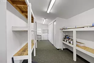 3355 N Delta Hwy, Eugene, OR 97408 - Photo 35