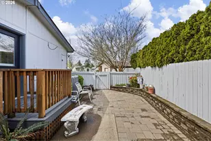 3355 N Delta Hwy, Eugene, OR 97408 - Photo 37