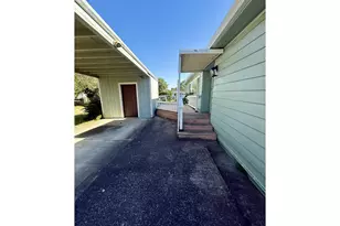1103 N Springbrook Rd, Newberg, OR 97132 - Photo 3
