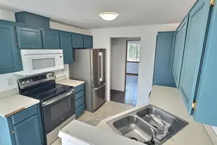 920 S W Bales Ave, Willamina, OR 97396 - Photo 5