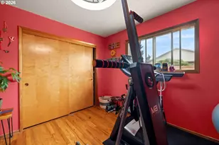 15215 NE Schuyler Ct, Portland, OR 97230 - Photo 17
