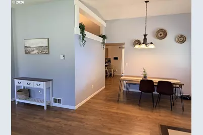 16976 Whittier Dr, Bend, OR 97707 - Photo 7