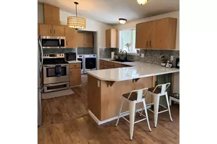 16976 Whittier Dr, Bend, OR 97707 - Photo 11