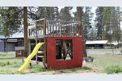 16976 Whittier Dr, Bend, OR 97707 - Photo 41