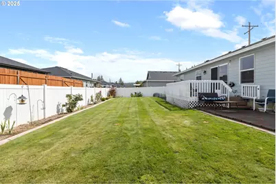 700 SE Tokay St, Winston, OR 97496 - Photo 35