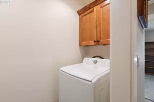 700 SE Tokay St, Winston, OR 97496 - Photo 31