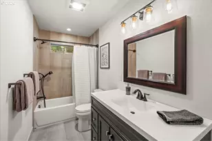 30475 SW Riverwood Dr, West Linn, OR 97068 - Photo 21