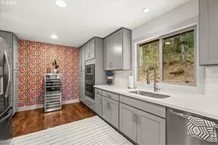 30475 SW Riverwood Dr, West Linn, OR 97068 - Photo 13