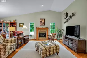 14921 SE Gilesford St, Clackamas, OR 97015 - Photo 17