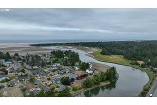 2549 Queen St, Seaside, OR 97138 - Photo 37