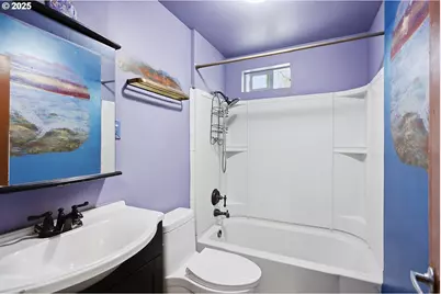 319 W 13th St, The Dalles, OR 97058 - Photo 13