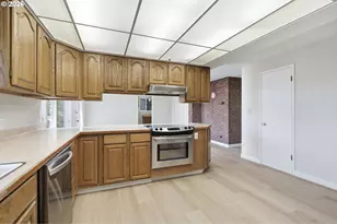 9928 NW 307th Ave, North Plains, OR 97133 - Photo 15