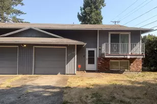 21123 SE Morrison St, Gresham, OR 97030 - Photo 3