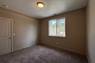 47426 School St, Oakridge, OR 97463 - Photo 41