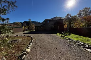 47426 School St, Oakridge, OR 97463 - Photo 47