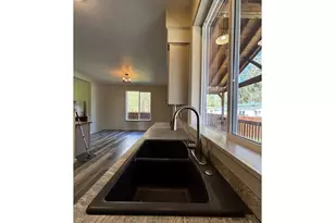 47426 School St, Oakridge, OR 97463 - Photo 27