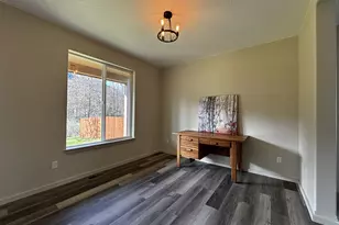 47426 School St, Oakridge, OR 97463 - Photo 17