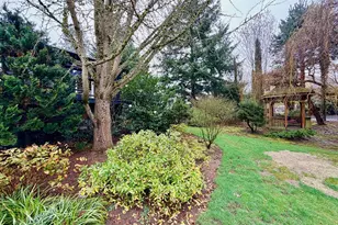 10050 NW Brady Ln, Portland, OR 97229 - Photo 33