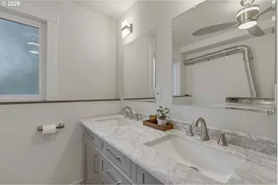 10050 NW Brady Ln, Portland, OR 97229 - Photo 25