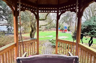 10050 NW Brady Ln, Portland, OR 97229 - Photo 29