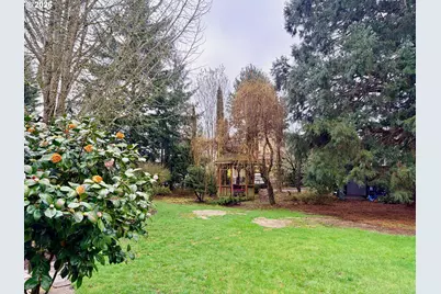 10050 NW Brady Ln, Portland, OR 97229 - Photo 31