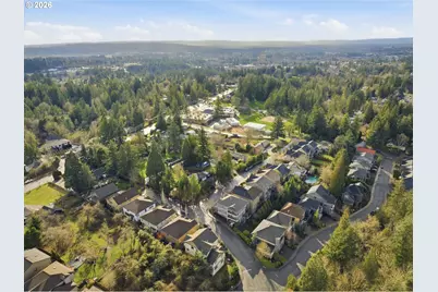 10050 NW Brady Ln, Portland, OR 97229 - Photo 35