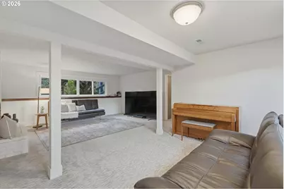 10050 NW Brady Ln, Portland, OR 97229 - Photo 21