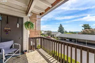 12160 SW Royal Ct, King City, OR 97224 - Photo 5