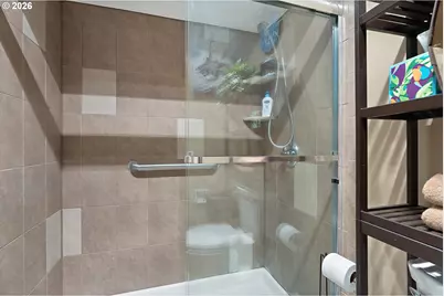 12160 SW Royal Ct #D, King City, OR 97224 - Photo 23