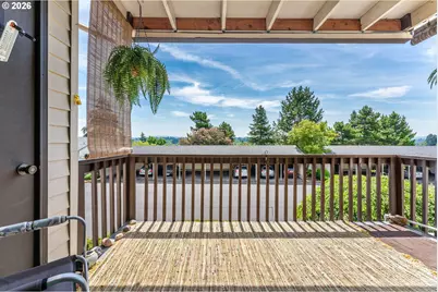 12160 SW Royal Ct #D, King City, OR 97224 - Photo 3